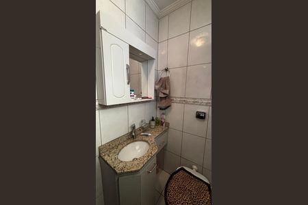 Casa à venda com 118m², 4 quartos e 4 vagas Casa à venda com 118m², 4 quartos e 4 vagasLavabo