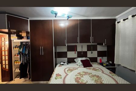 Casa à venda com 118m², 4 quartos e 4 vagas Casa à venda com 118m², 4 quartos e 4 vagasSuite
