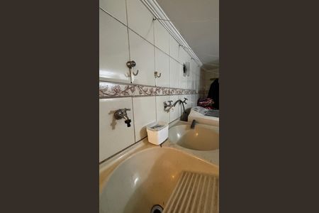 Área de Serviço - Porão de casa à venda com 4 quartos, 118m² em Parque Capuava, Santo André