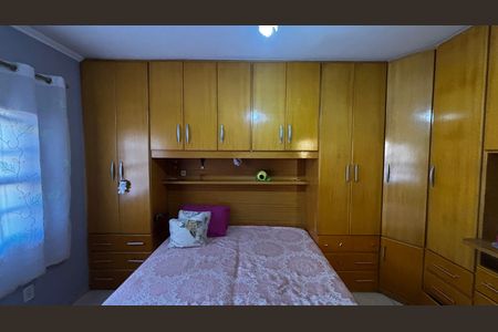 Casa à venda com 118m², 4 quartos e 4 vagas Casa à venda com 118m², 4 quartos e 4 vagasQuarto 2
