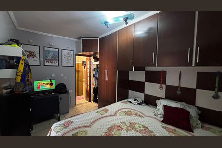 Casa à venda com 118m², 4 quartos e 4 vagas Casa à venda com 118m², 4 quartos e 4 vagasSuite