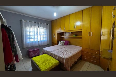Casa à venda com 118m², 4 quartos e 4 vagas Casa à venda com 118m², 4 quartos e 4 vagasQuarto 2