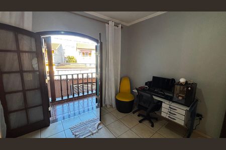 Casa à venda com 118m², 4 quartos e 4 vagas Casa à venda com 118m², 4 quartos e 4 vagasQuarto 3