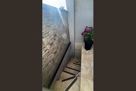 Casa à venda com 118m², 4 quartos e 4 vagas Casa à venda com 118m², 4 quartos e 4 vagasÁrea de Serviço