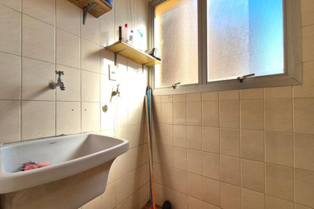 Studio para alugar com 30m², 1 quarto e 1 vaga Studio para alugar com 30m², 1 quarto e 1 vagaÁrea de Serviço