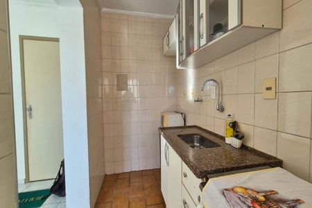 Cozinha  de kitnet/studio à venda com 1 quarto, 30m² em Vila Itapura, Campinas