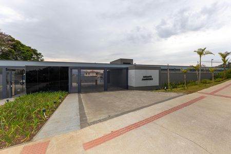 Casa de condomínio à venda com 80m², 2 quartos e 2 vagas Casa de condomínio à venda com 80m², 2 quartos e 2 vagasFachada
