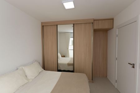 Casa de condomínio à venda com 80m², 2 quartos e 2 vagas Casa de condomínio à venda com 80m², 2 quartos e 2 vagasSuíte 1
