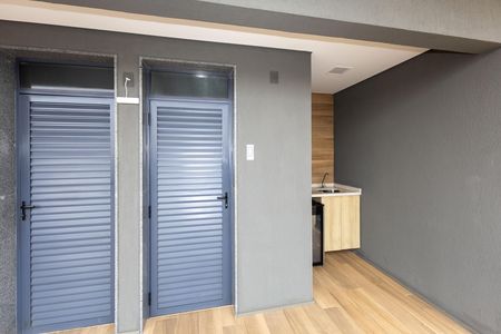 Casa de condomínio à venda com 80m², 2 quartos e 2 vagas Casa de condomínio à venda com 80m², 2 quartos e 2 vagasÁrea comum - Vestiário