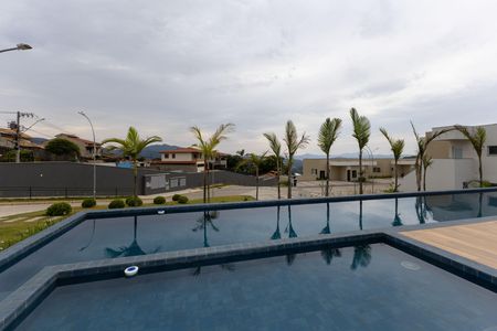 Casa de condomínio à venda com 80m², 2 quartos e 2 vagas Casa de condomínio à venda com 80m², 2 quartos e 2 vagasÁrea comum - Piscina