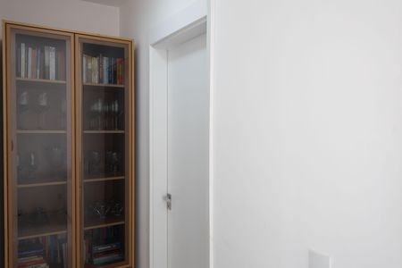 Corredor dos Quartos de casa de condomínio à venda com 2 quartos, 80m² em Vila Industrial, Nova Lima
