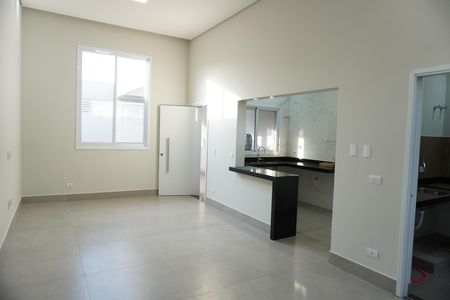 Casa para alugar com 115m², 3 quartos e 2 vagasSala
