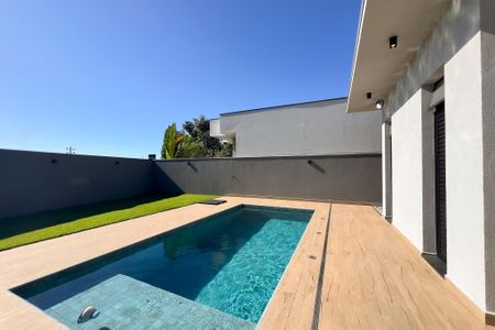 Casa de condomínio para alugar com 440m², 3 quartos e 4 vagas