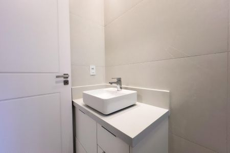 Casa de condomínio para alugar com 440m², 3 quartos e 4 vagas