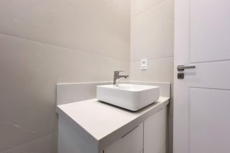 Casa de condomínio para alugar com 440m², 3 quartos e 4 vagas
