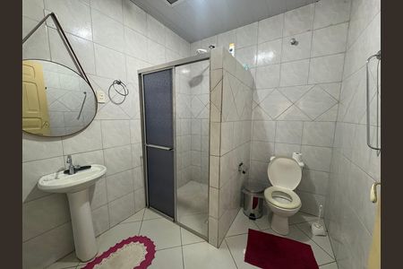 Banheiro de casa à venda com 3 quartos, 250m² em Coimbra, Goiânia