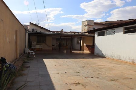 Casa à venda com 250m², 3 quartos e 7 vagasGaragem
