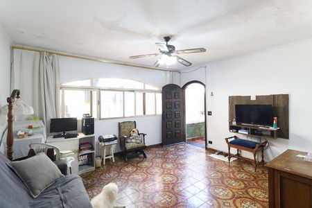 Casa à venda com 3 quartos, 400m² em Vila Leonor, São Paulo