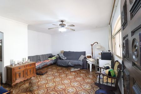 Casa à venda com 400m², 3 quartos e 5 vagas
