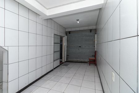 Casa para alugar com 50m², 1 quarto e 1 vaga Casa para alugar com 50m², 1 quarto e 1 vagaGaragem