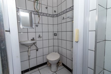 Casa para alugar com 50m², 1 quarto e 1 vaga Casa para alugar com 50m², 1 quarto e 1 vagaBanheiro