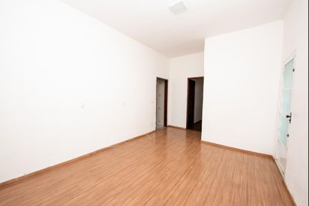 Casa para alugar com 90m², 2 quartos e 1 vaga Casa para alugar com 90m², 2 quartos e 1 vagaCopa