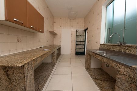 Casa para alugar com 90m², 2 quartos e 1 vaga Casa para alugar com 90m², 2 quartos e 1 vagaCozinha