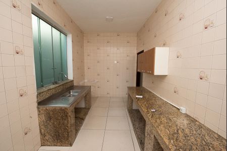 Casa para alugar com 90m², 2 quartos e 1 vaga