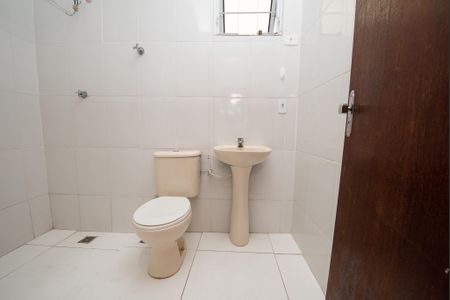 Casa para alugar com 90m², 2 quartos e 1 vaga Casa para alugar com 90m², 2 quartos e 1 vagaBanheiro 2