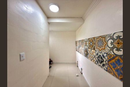 Cozinha de apartamento para alugar com 2 quartos, 40m² em Parque Santa Fé, Porto Alegre
