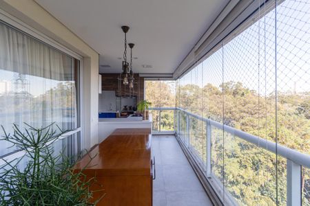 Apartamento à venda com 187m², 3 quartos e 3 vagasSacada