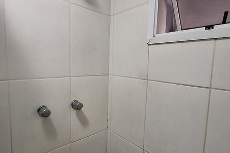 Apartamento para alugar com 66m², 3 quartos e 1 vaga Apartamento para alugar com 66m², 3 quartos e 1 vagaBanheiro Corredor