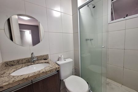 Apartamento para alugar com 66m², 3 quartos e 1 vaga Apartamento para alugar com 66m², 3 quartos e 1 vagaBanheiro Corredor