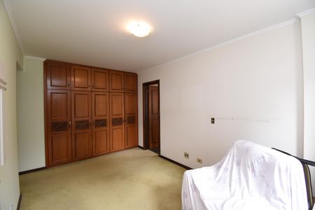 Apartamento à venda com 261m², 4 quartos e 2 vagasSuíte 2