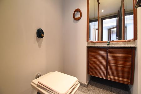 Apartamento à venda com 261m², 4 quartos e 2 vagasLavabo