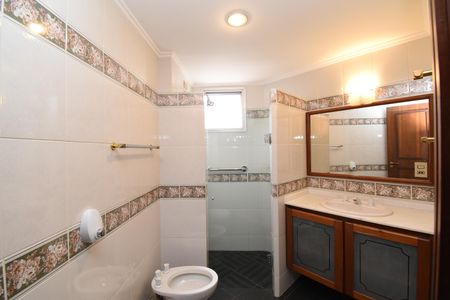 Apartamento à venda com 261m², 4 quartos e 2 vagasBanheiro da Suíte 2