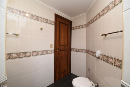 Apartamento à venda com 261m², 4 quartos e 2 vagasBanheiro da Suíte 2