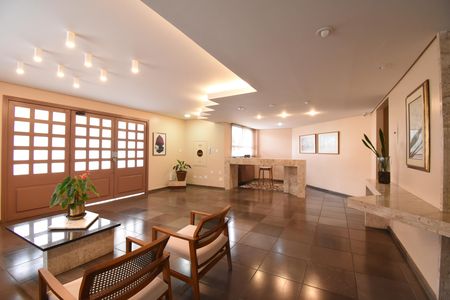 Apartamento à venda com 261m², 4 quartos e 2 vagasHall social