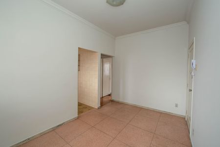 Apartamento para alugar com 100m², 3 quartos e sem vaga Apartamento para alugar com 100m², 3 quartos e sem vagaCOPA