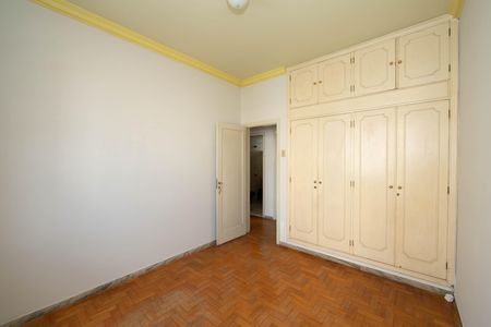 Apartamento para alugar com 100m², 3 quartos e sem vaga Apartamento para alugar com 100m², 3 quartos e sem vagaQUARTO2