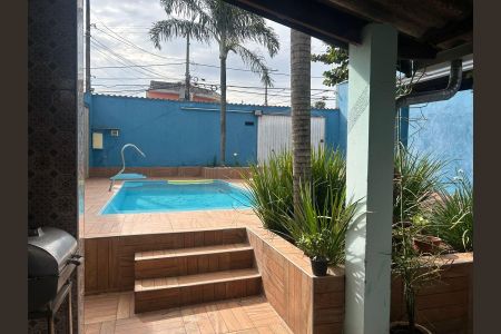 Piscina de casa à venda com 3 quartos, 140m² em Parque Valenca I, Campinas