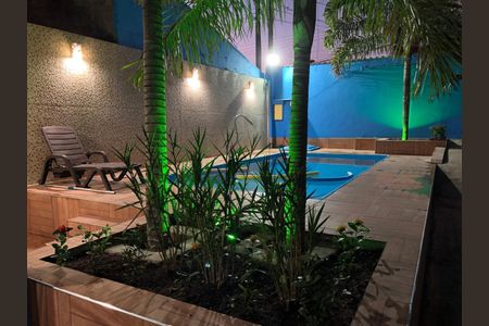 Casa à venda com 140m², 3 quartos e 3 vagasPiscina