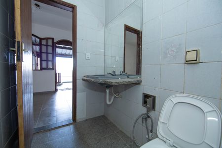 BANHEIRO de casa para alugar com 1 quarto, 130m² em Havaí, Belo Horizonte