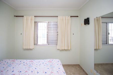 Casa à venda com 249m², 5 quartos e 4 vagasQuarto Suíte