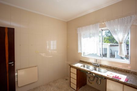 Casa à venda com 249m², 5 quartos e 4 vagasCozinha