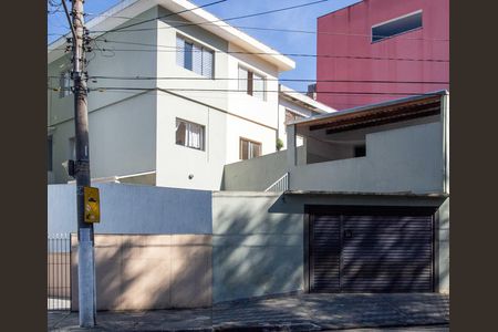 Casa à venda com 249m², 5 quartos e 4 vagasFachada