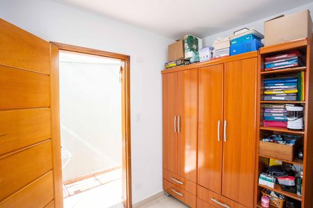 Casa à venda com 249m², 5 quartos e 4 vagasQuarto 2 Casa 2