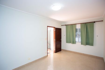 Sala de TV de casa à venda com 5 quartos, 249m² em Centro, Diadema