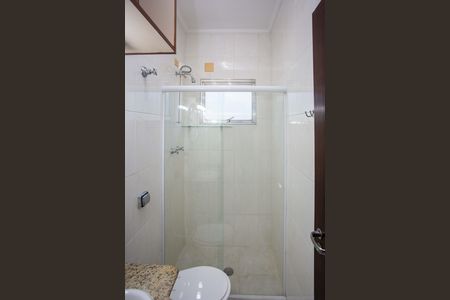 Casa à venda com 249m², 5 quartos e 4 vagasBanheiro da Suíte