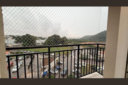 Foto 04 de apartamento à venda com 2 quartos, 61m² em Vila Santa Maria, Jundiaí